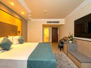 Xperience Kiroseiz Parkland Resort