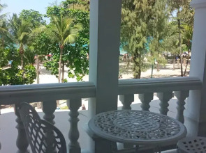 Island Patong Beachfront Apartments