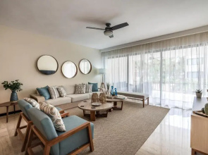 Luxury Beach Apartment at El Portillo No Extra Fees