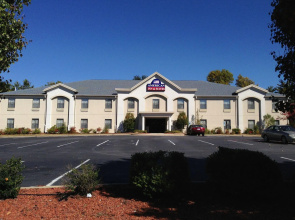 American Inn & Suites - High Point NC