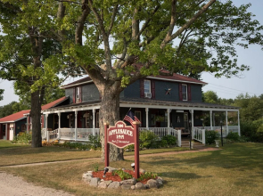 Applesauce Inn B&B