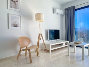 Phaedrus Living Byzantium Modern City Flat
