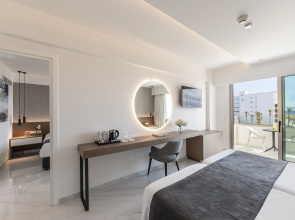 Pavlo Napa Beach Hotel