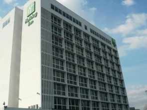 Holiday Inn