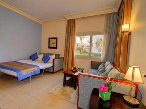 Stella Di Mare Beach Hotel & Spa