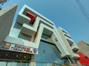 OYO 26698 Hotel Shringar Palace