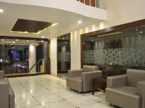 Hotel Apex International