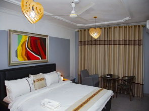 Gullivers Travel Hotel