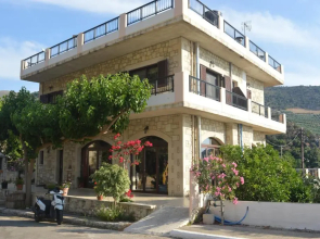 Ariadni Apartments