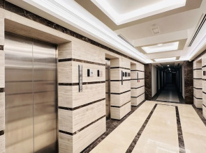 Luxury Spacious Apartment Near Downtown with Balcony and Free Parking by Belvilla