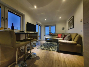 22 Waters Edge Banff (Adults Only)
