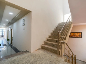 OYO 70829 Hotel Royal