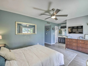 Near Golfing: Mesa Escape w/ Pool & Yard