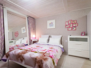 LeoHotels on 4th Sovetskaya,8