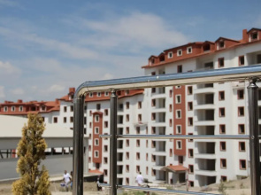 Akropol Termal Şehi̇r