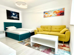 Luxury studio