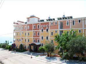 Calamie Hotel