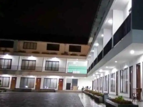 Puncak Village Hotel & Kampung Main Anak