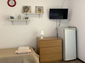 Азов Холидей