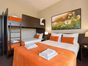 Riversuites