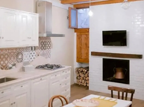 Modern Elegance Suite B&B