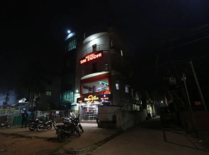 OYO 27016 Hotel Sai Siddhi