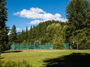 Leavenworth Camping Resort Tiny House Rudolf