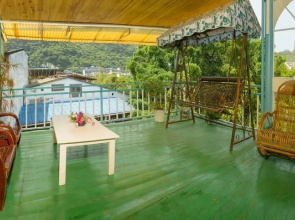 Yangshuo Xijie Tianranju Hotel