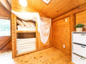 Awaji Seaside Log House