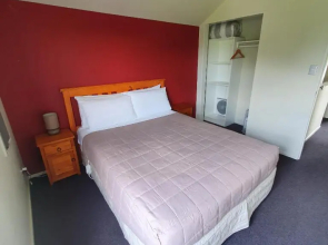 Kuirau Chalet Villa 3-bedroom Twin Lake