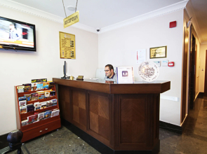 Aristocrat Hotel