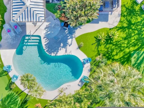 Tropical Paradise in Largo