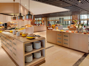 The Leela Ambience Convention Hotel Delhi