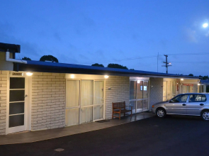Broadway Lodge Motel