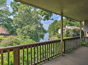 Lake-view Balcony: Sunny Hot Springs Condo!