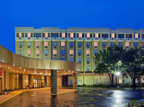 Doubletree by Hilton Monroe Township Cranbury