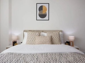 1BR Flat With a Double Bed - New Eton House Residence Slough