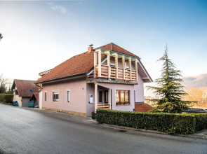 Three Bedroom Apartment Ana With hot tub