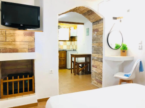 Galanis Sweet Home Milos