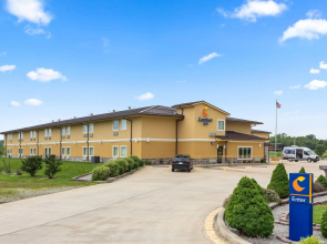 Comfort Inn Willow Springs US 60 and US 63