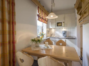 3 Sterne Komfortable Ferienwohnung mit einem Traum Blick zu den Bergen Sauna Spielzimmer Küche Garage 27