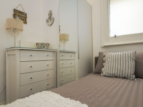 Sea Breeze Apartment Central by Brighton Holiday Lets
