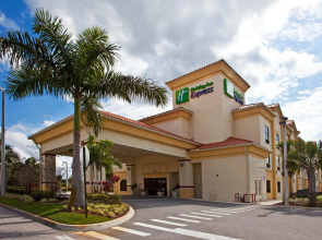 Holiday Inn Express Stuart by IHG