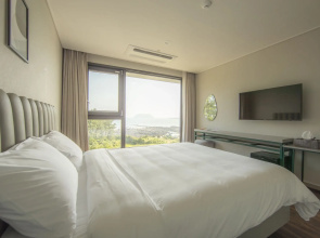 Hotel Seogwipean