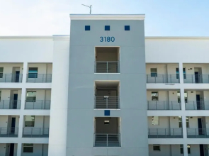 3180 PC - 402 - Storey Lake