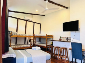 Hotel Adventure Lodge Jaco Beach