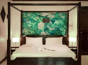 Sand Sea Beach Resort