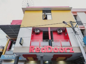 RedDoorz @ Jalan STM Medan