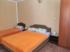 Apartments Gvozdenović