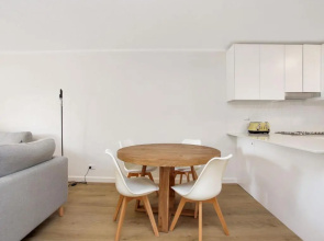 Providence Apartment 5